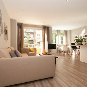 Apartment Montaber - Sagrada Familia Barcelona
