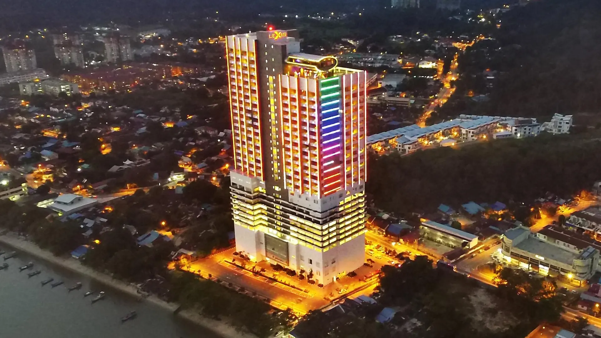Lexis Suites Penang 5*, Bayan Lepas