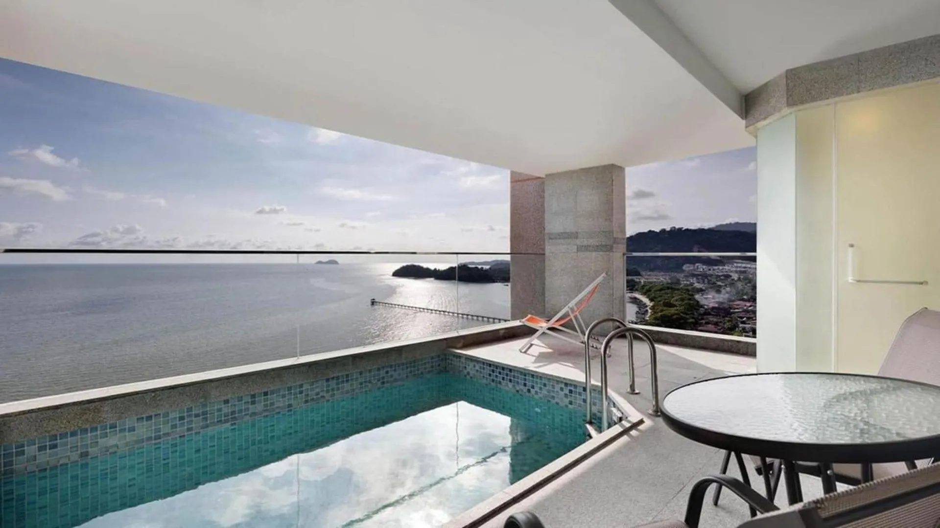 Lexis Suites Penang Hotel Bayan Lepas